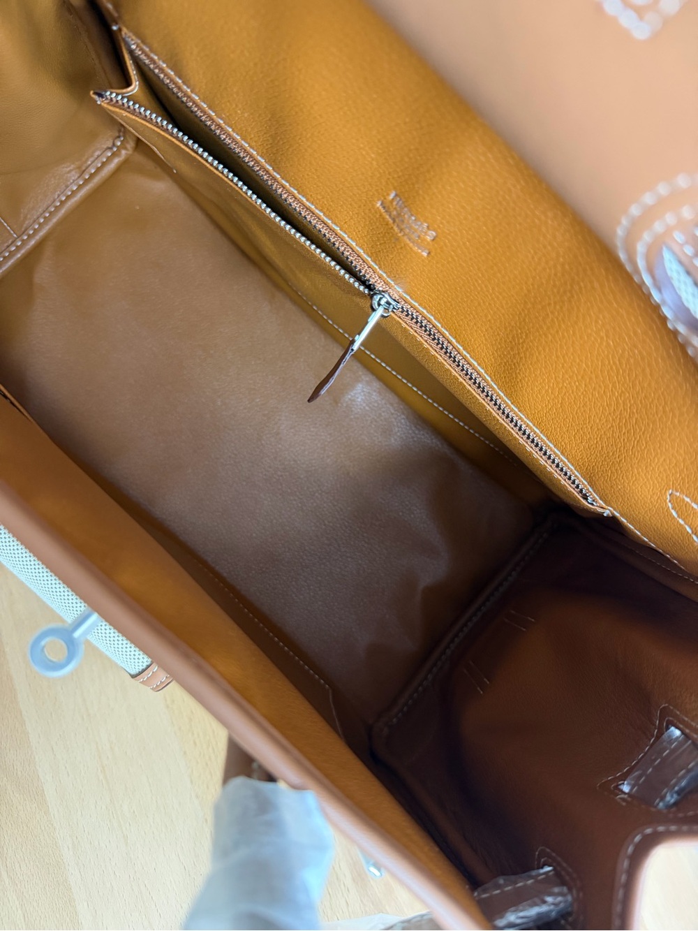H Birkin Cargo 35 Gold Swift Gold-Ecru Toile H Canvas PHW sold out runway travel - Picture 11 of 14